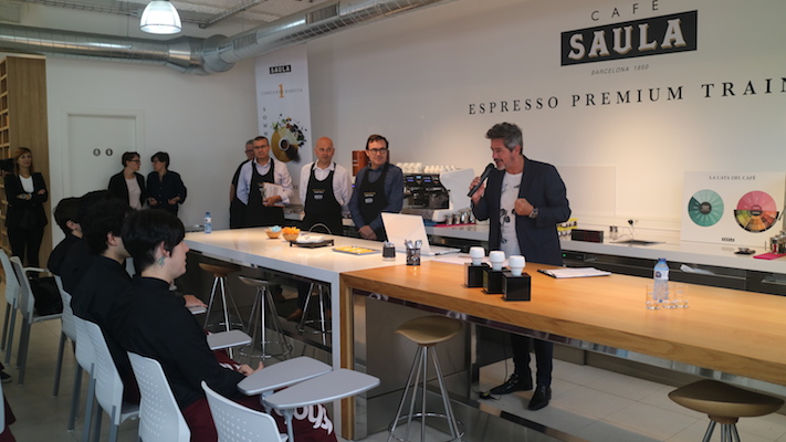 Albert Gómez, Uxué Fernández i Mireia Girbau, guanyadors del I Concurs ‘El Sommelier del Cafè’